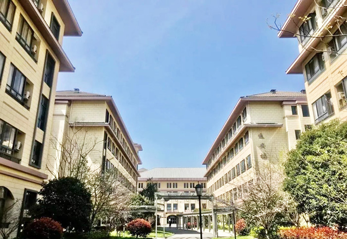 杭州新加坡國際高中(杭二樹蘭)招生條件
