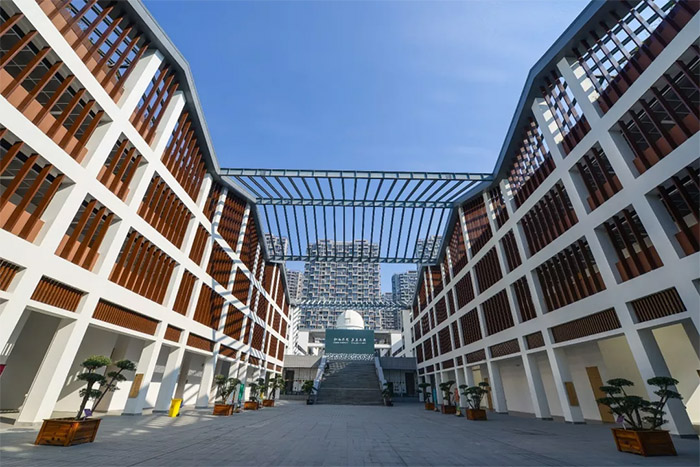 北外附屬杭州橄欖樹學校簡介_高中國際課程