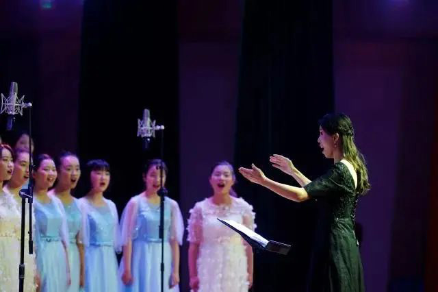 杭州劍橋國際高中怎么樣、好不好？