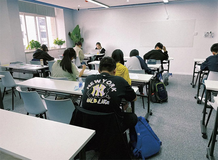 1691478077192054.jpg 20 朗思教育2023年秋季雅思托福GREGMAT培訓班12.jpg