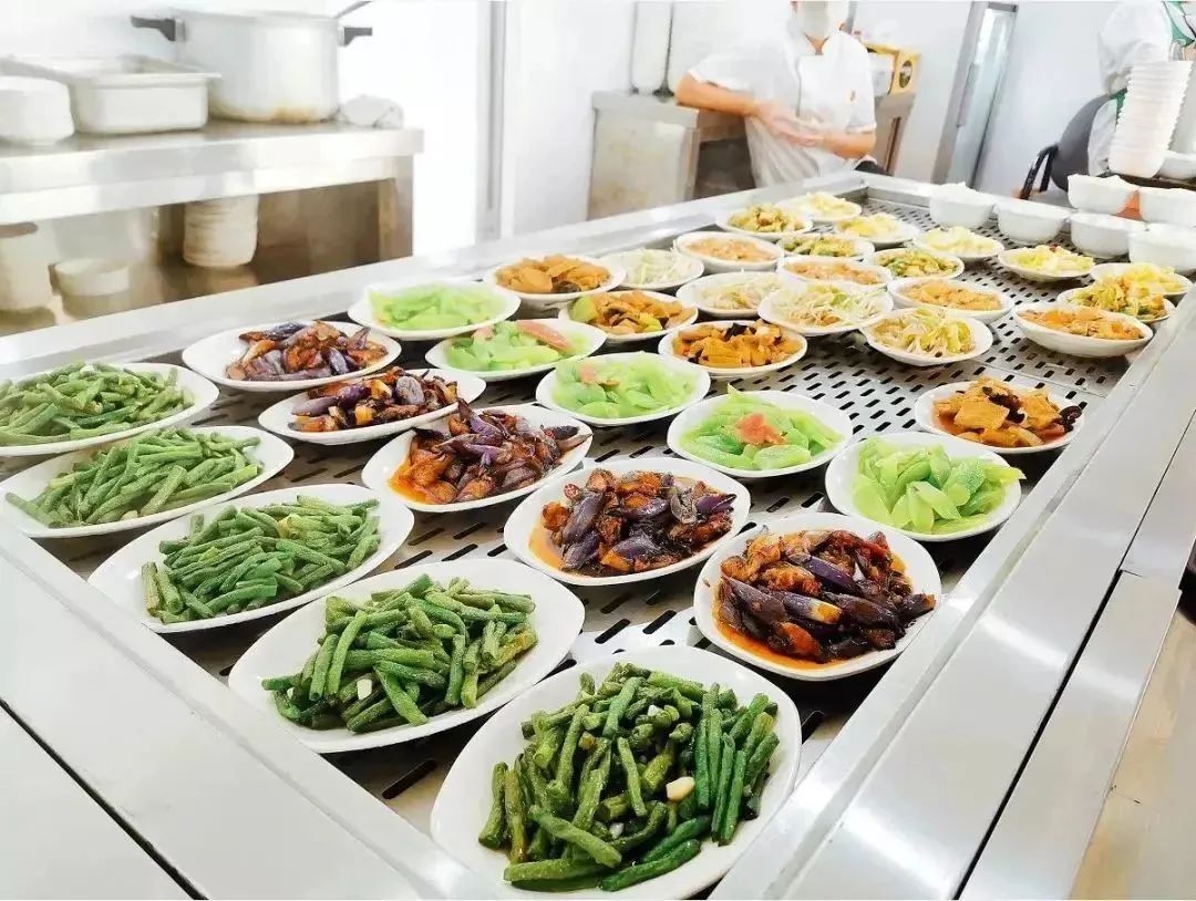 2 杭州國際學校食堂環境解密，哪所最好？6.jpg