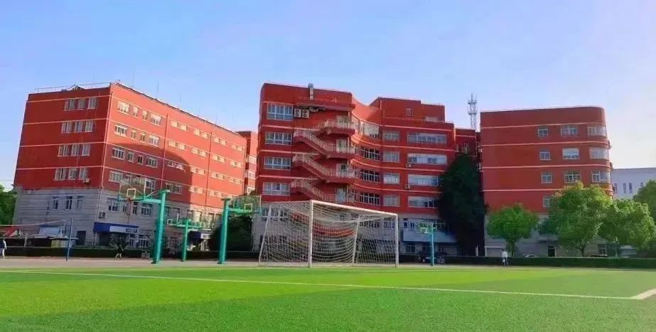 1703573985877599.jpg 4 上海AP課程熱門國際高中學(xué)校排行榜6.jpg