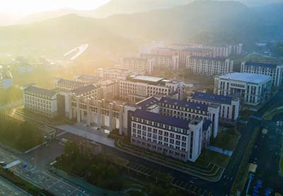杭州外國語學校劍橋國際高中，100%世界名校錄取