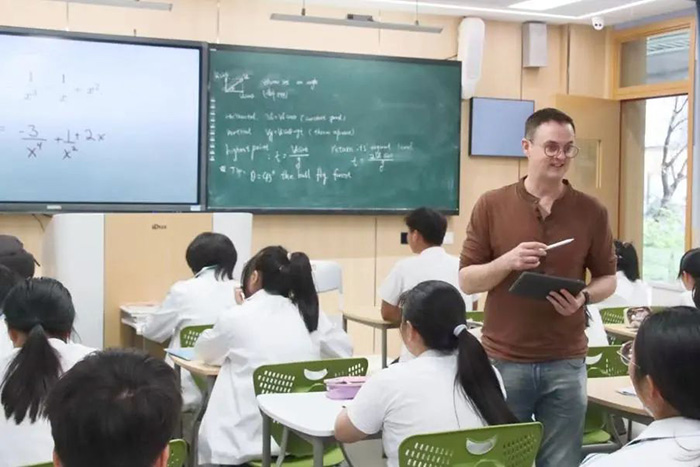 1714984495696975.jpg 2 杭師大附中國際部2024年招生熱門問題4.jpg