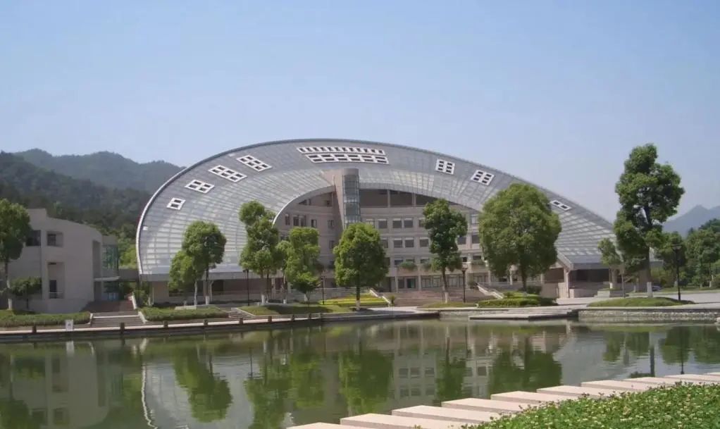 3 杭州公辦學校國際部2025年畢業生升學結果排名1.jpg