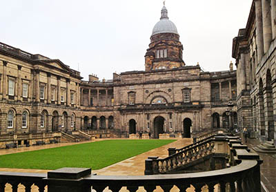 英國大學(xué)2020年秋季入學(xué)時間安排（包機_學(xué)費減免政策）