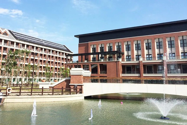 上海老牌公立名校 · 格致中學國際部