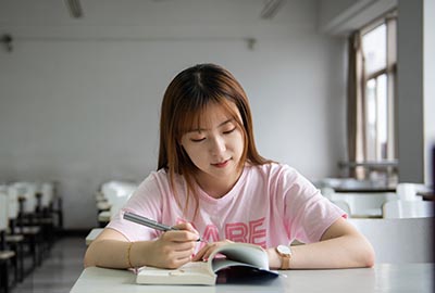 2021年雅思考試時間_考試報名日期